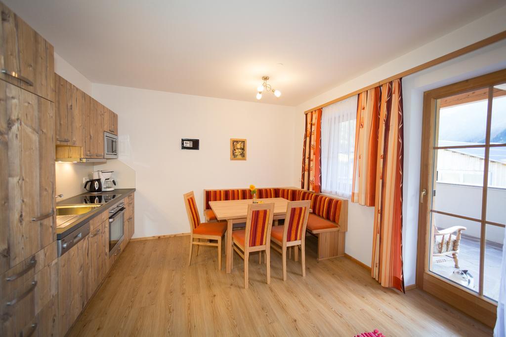 Rojerhof Villa Schladming Szoba fotó